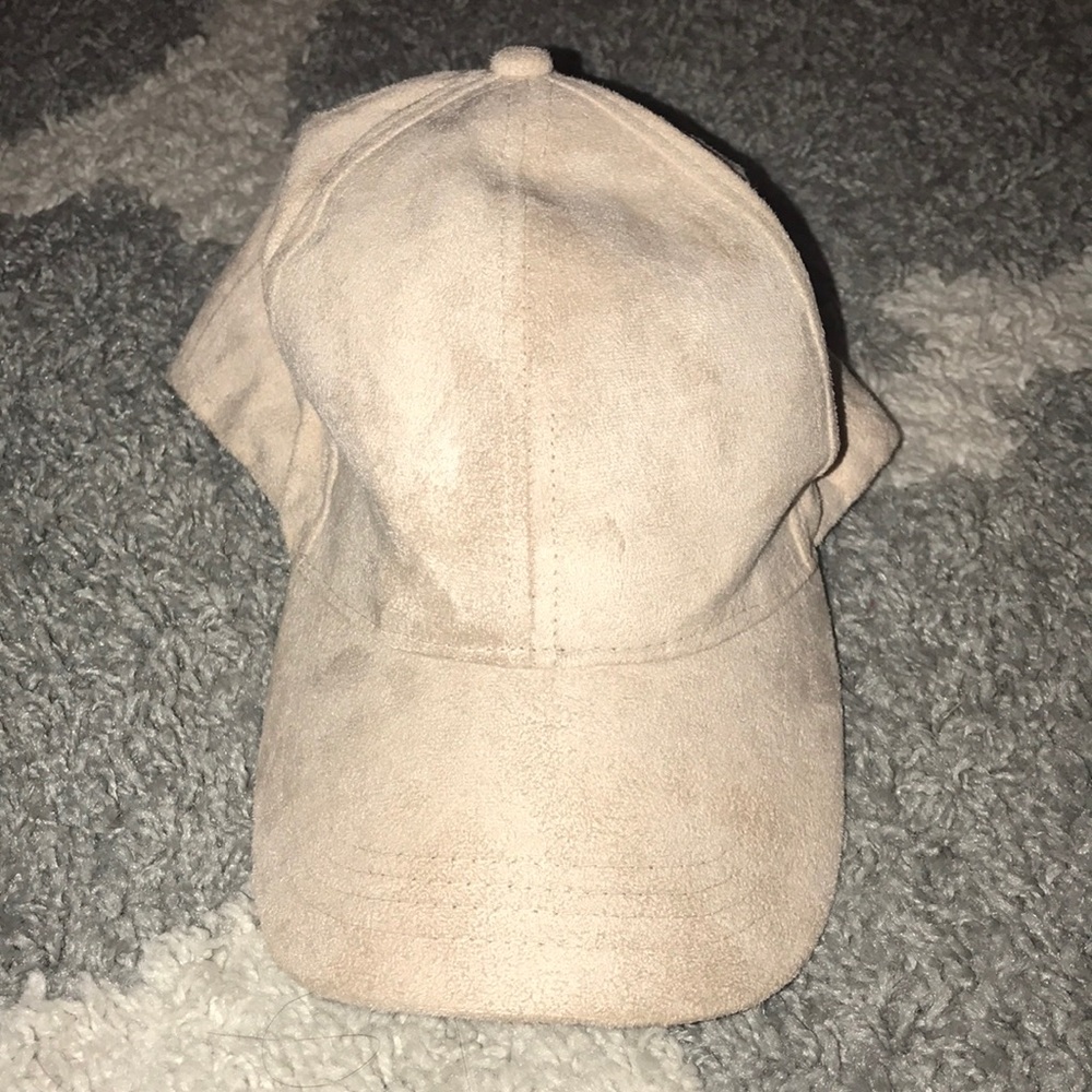 Suede blush hat